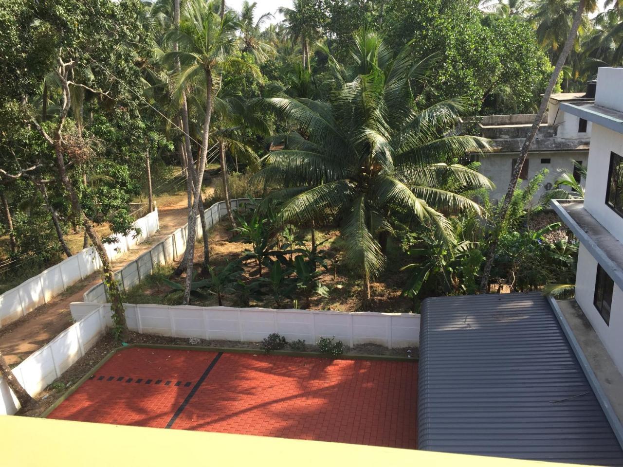 Airavatham Apartments غوروفايور المظهر الخارجي الصورة